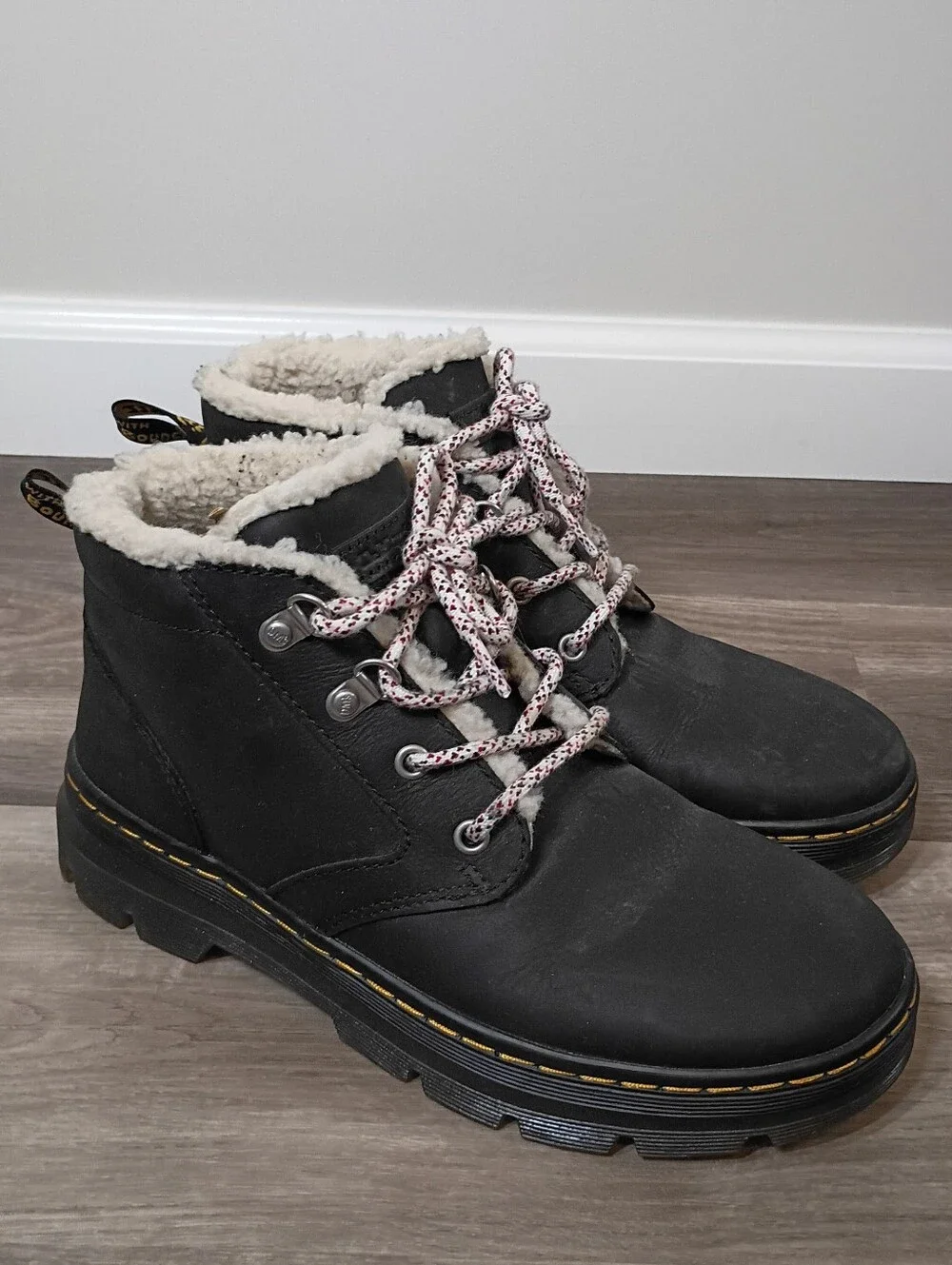 Doc Dr. Marten Womens Classic Black Bonny Faux Shearling Lined Casual Boots SZ 9